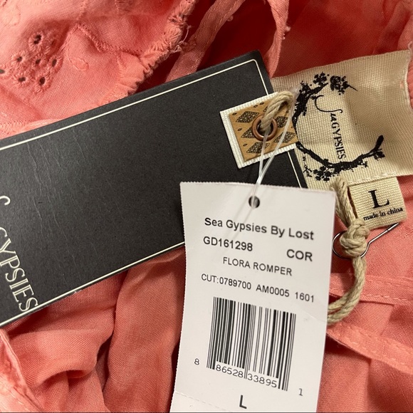 🧜♀️SALE NWT SEA GYPSIES FLORA ROMPER - Picture 4 of 8